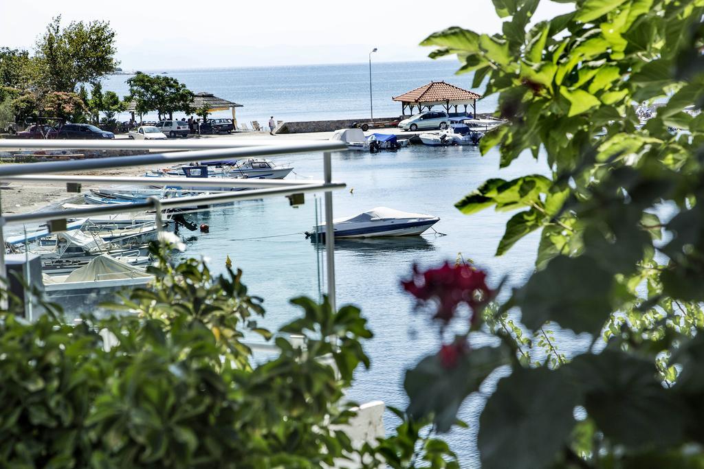 Porto Evia Boutique Hotel アマリントス エクステリア 写真