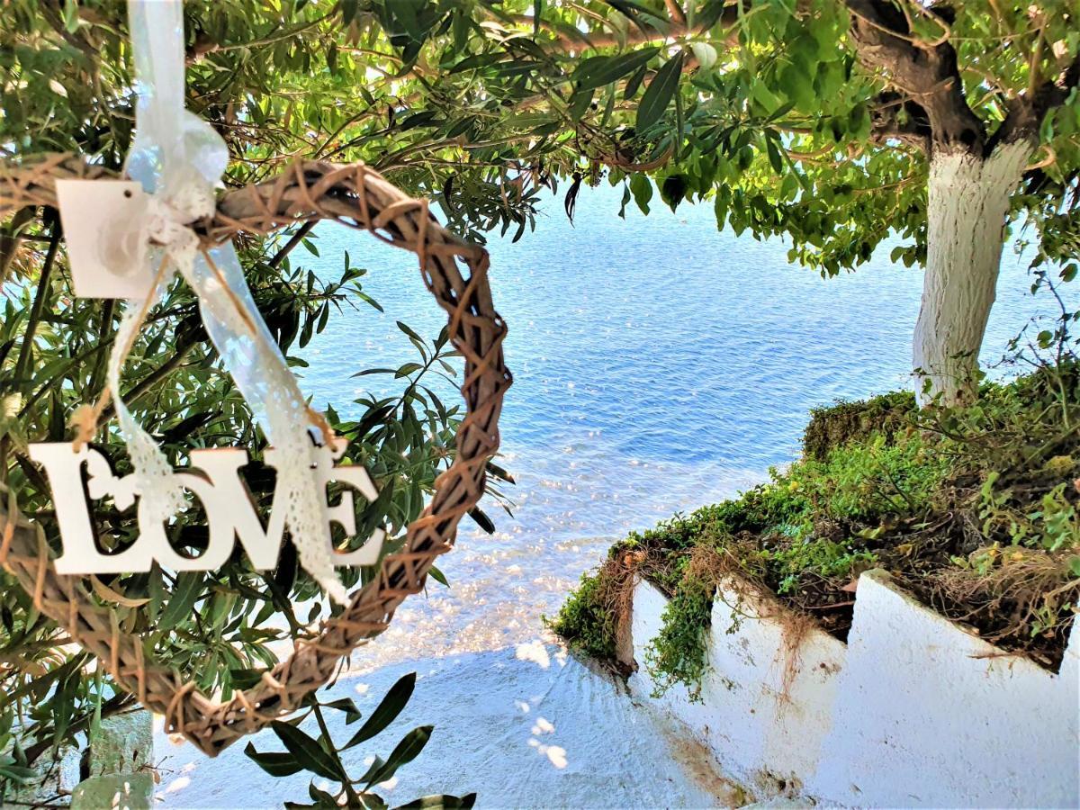 Porto Evia Boutique Hotel アマリントス エクステリア 写真